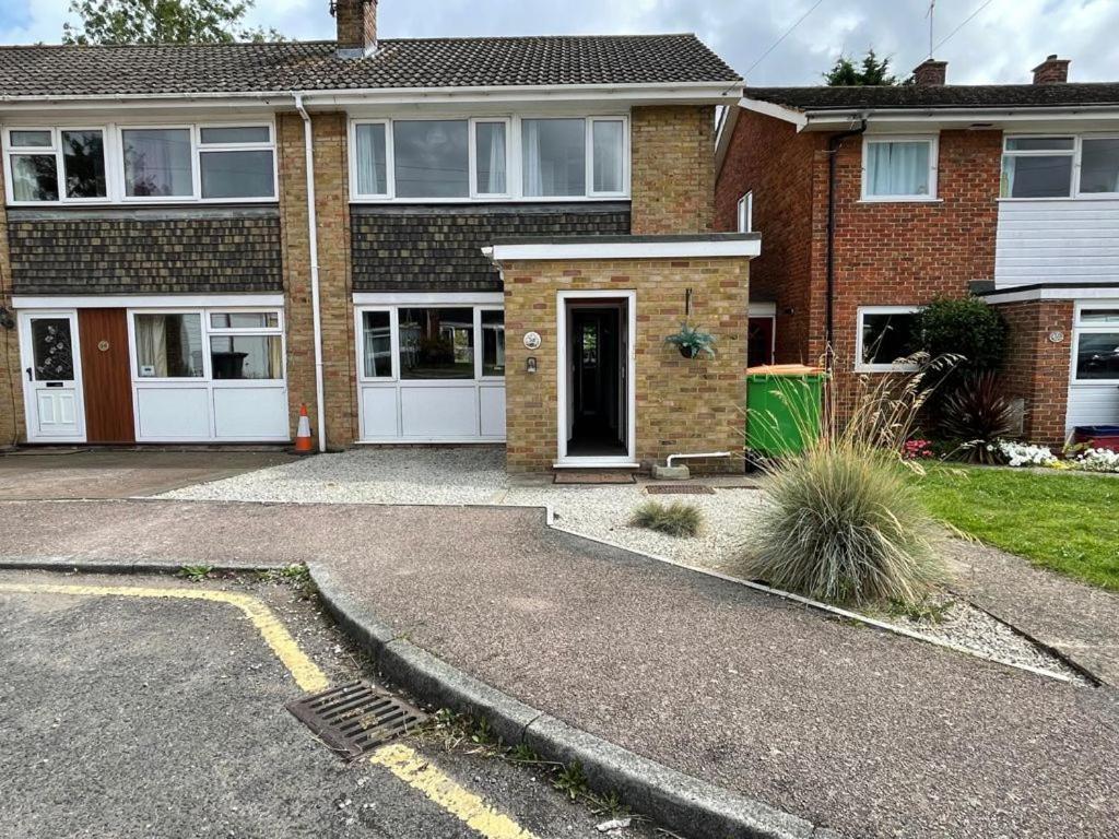Perfect For Contractors - Canterbury - Free Parking - Ultra Wifi Exterior foto